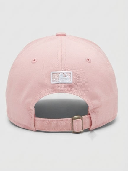 New Era New York Yankees Light Pink Embroidered Adjustable Baseball Cap