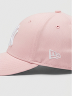 New Era New York Yankees Light Pink Embroidered Adjustable Baseball Cap