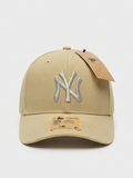 New Era New York Yankees Beige Canvas Metallic NY Logo Adjustable Cap