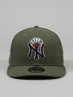 New Era New York Yankees Olive Green Crown Logo & World Series Side Patch Cap