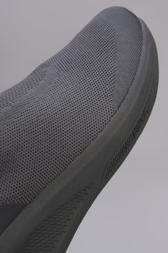 REEBOK SPACE FOAM ESSENTIAL COMFORT SLIP ON Men Walking Shoes