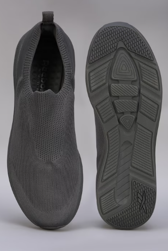 REEBOK SPACE FOAM ESSENTIAL COMFORT SLIP ON Men Walking Shoes
