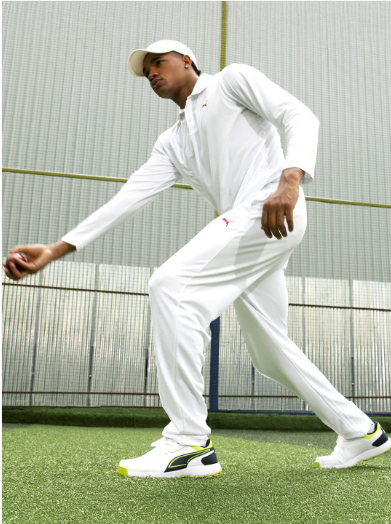 PUMA Cricket Strike Men Shoes