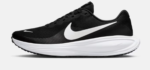 NIKE Revolution 8