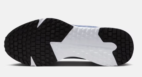 NIKE  Run Defy