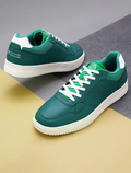 FLYING MACHINE Men Solid Eason Sneakers