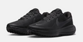 NIKE Revolution 8